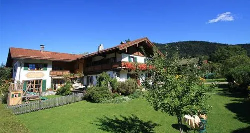 Pension mit Bergblick in Inzell in Inzell, Österreich
