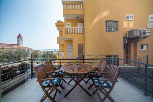 Green Olive Apartments - image 12