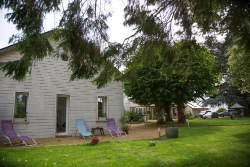 ทัศนียภาพภายนอกโรงแรม, Le petit manoir in เมอลัง