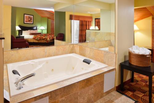 المرافق, Best Western Canal Winchester Inn - Columbus South East in South Columbus