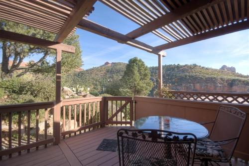 Sedona Views B&B and Luxury Creekside Cabins - 전망