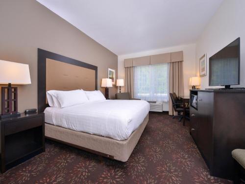 2 queen beds