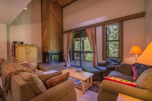 Albert by Tahoe Truckee Vacation Properties