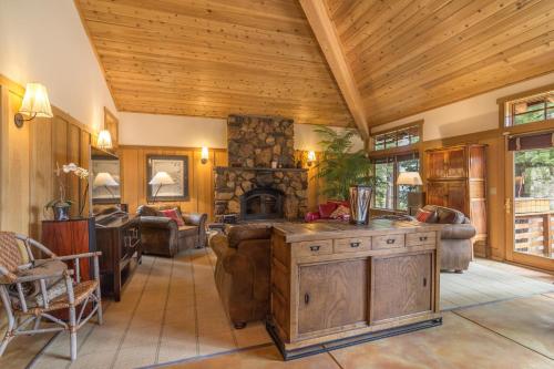 Charlton by Tahoe Truckee Vacation Properties - image 3
