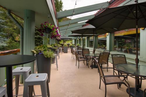Evergreen Lodge at Vail - image 2