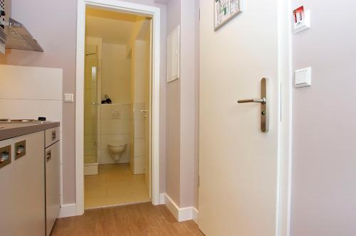 Apartmenthouse Berlin - Am Görlitzer Park, Berlin (photo 9)
