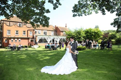 The Vine Hotel Skegness - image 7
