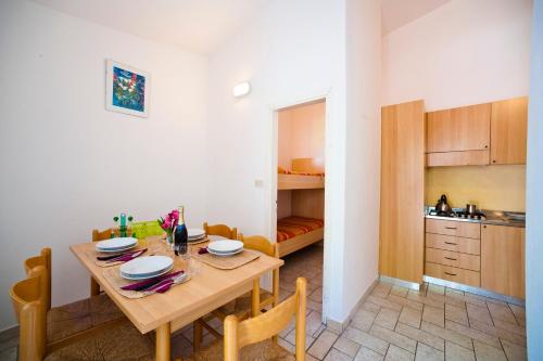 Camping Cisano - San Vito - image 12