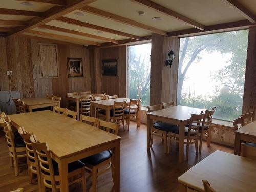 绿与蓝酒店 (Green and Blue Hotel) in 平昌