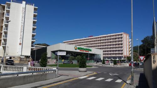 Apartaments Mar Blau - image 12