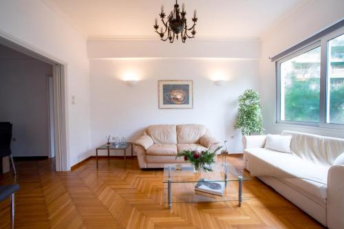 Central 5 Room Apartment, Atény (fotografie 2)
