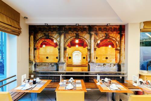 Food and beverages, Kastro Hotel in Crete Island