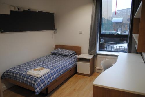 LSE Rosebery Hall - image 14