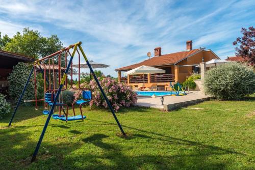  Hacienda RoseMary in Muntić