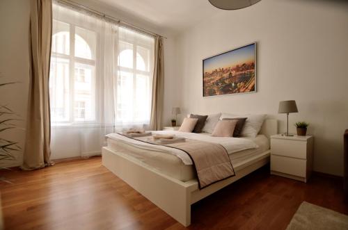 Beautiful Apartments in Prague - image 6