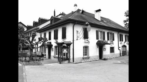 Ieeja, Hôtel- restaurant Le Bras d'Or (Hotel- restaurant Le Bras d'Or) in Mathod