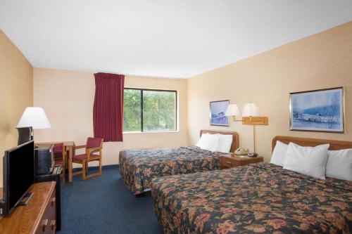 Days Inn by Wyndham Auburn/Finger Lakes Region - image 8