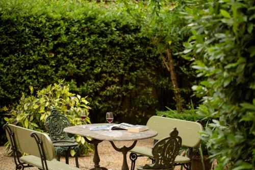 MDR NumberSix Suites - image 14