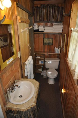 Robins Nest Bed & Breakfast – Cody, WY