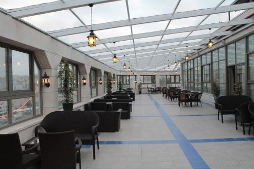 Μπαλκόνι/βεράντα, Mirador Hotel in Ραμάλα