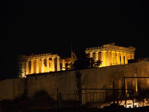 Alexander's Penthouse - image 9