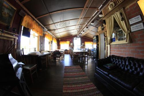 Motel Willis West in คูซาโม