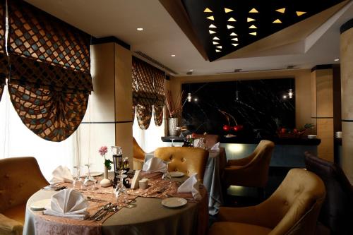 レストラン, コーラル オラヤ ホテル リヤド (Coral Olaya Hotel Riyadh) in リヤド