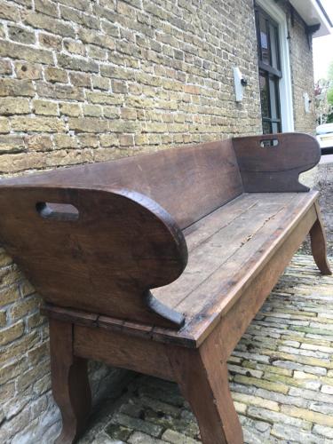 The Old Labor House 1525 in สกูล