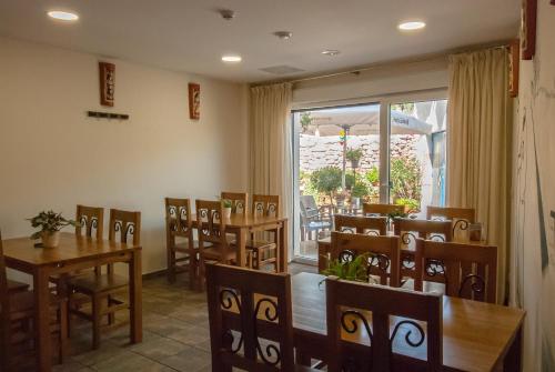 Restorāns, Hostal-Bar Restaurante "La Fuente" in Rabé de las Calzadas