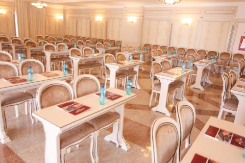 Hotel Carmen - image 10