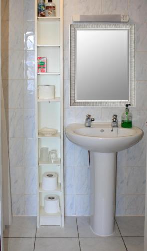 Adelphi Holiday Flats - main image