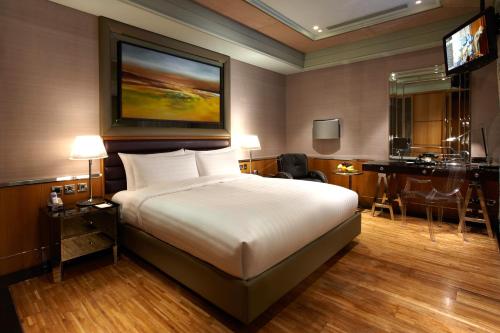 1 queen bed