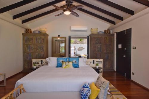 Beach Pool Villa image 9