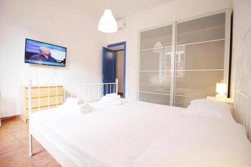 Colosseum Super Family Apartment - image 5