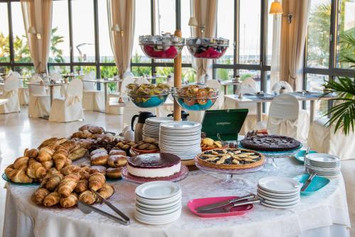 Hotel Riviera dei Fiori in San Lorenzo al Mare