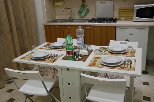 Fira's home, Neapel (Foto 10)