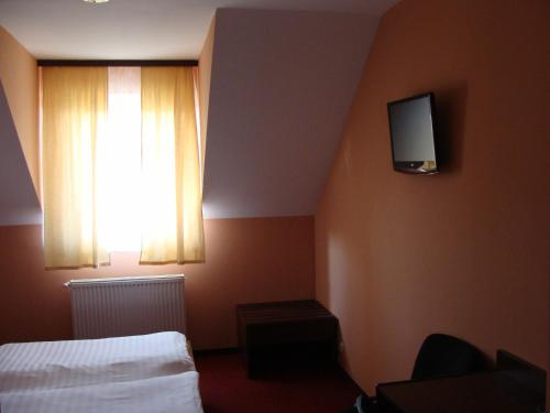 Hotel Lan - image 8