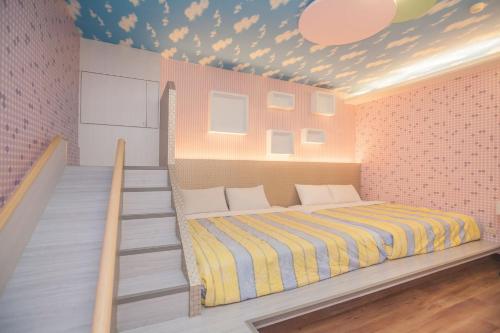 2 queen beds