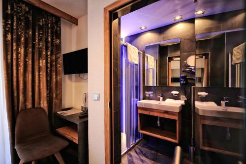 1 twin bed