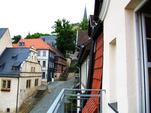 陽台/露台, Große Wohnung in dritter Etage mit Terrasse im Altstadtzentrum - Ferienwohnung Chiplakoff in 勃蘭根堡