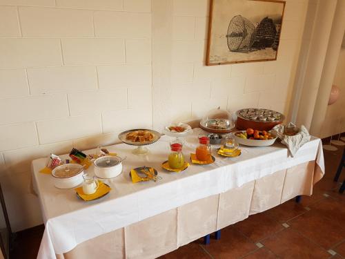 Hotel Caneo - image 2
