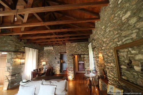 House Smaragdi - image 10