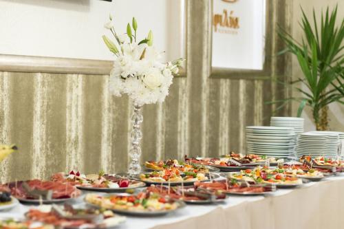 Philia Hotel - image 4