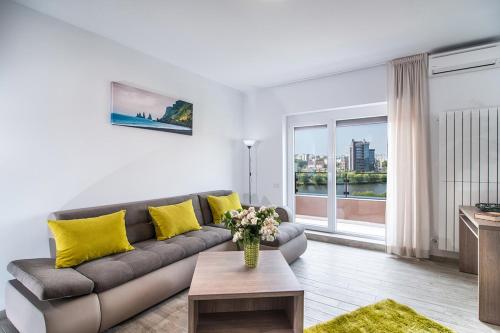 Residence Il Lago - main image