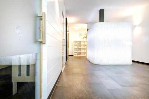 Hotel Lün - image 6