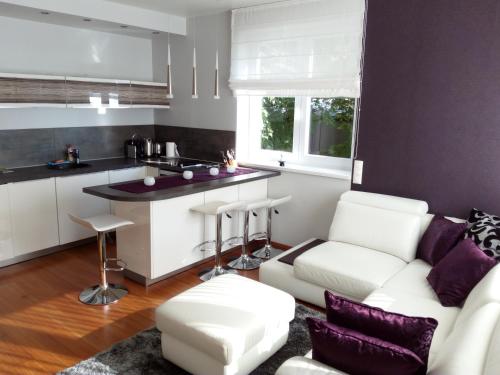 Marcelo Deluxe Apartment - image 8