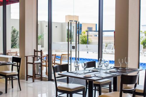 Restaurant, Carnaval Hotel Casino in Encarnacion