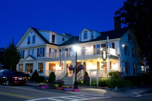 The Kennebunk Inn - Accommodation - Kennebunk