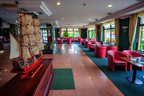 Restaurant, Hotel Lidia Spa & Wellness in Darlowo