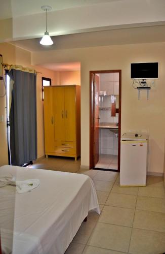 Double Room image 6